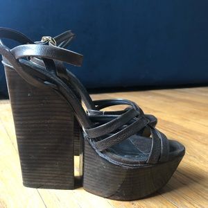 Alice + Olivia size 6.5 platform leather heels